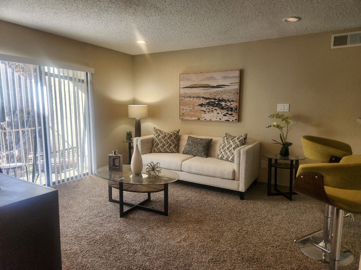 Park West Apartments Image 15