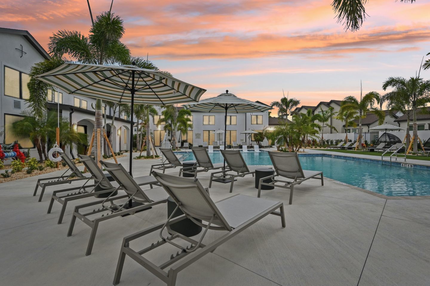 The Hadley Luxury Apartments Image 4