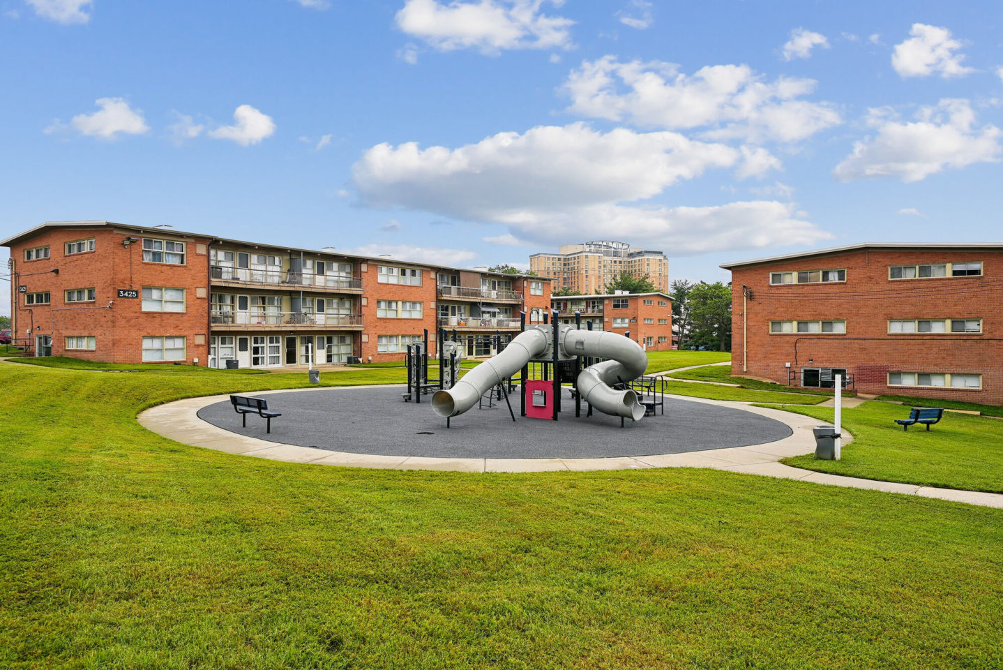 Belcrest Plaza Image 50