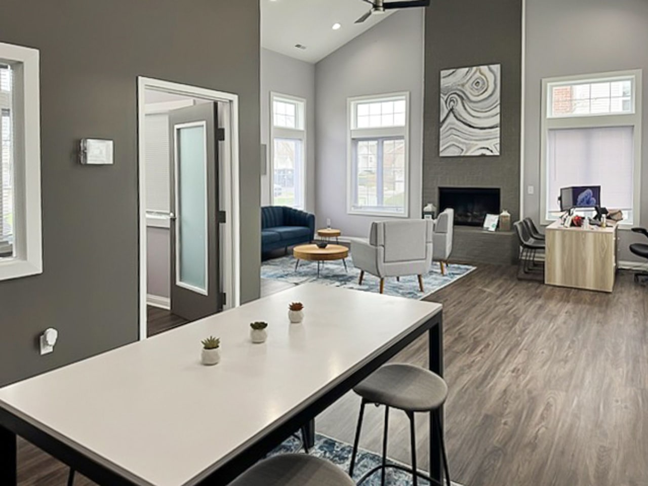 Trinity Lakes Apartments Image 6