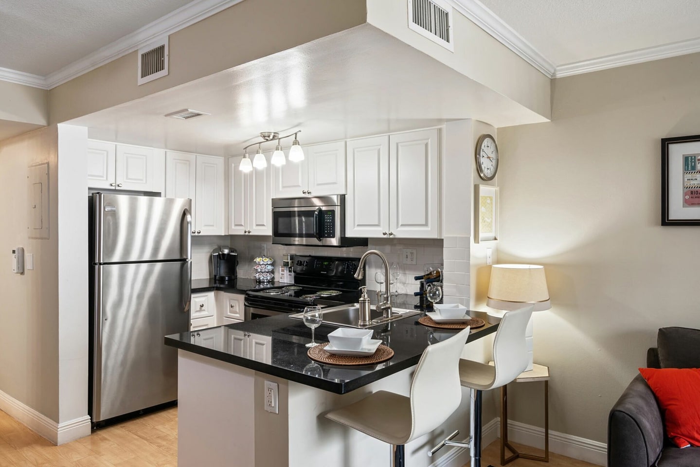 Ludlam Point Apartments Image 1
