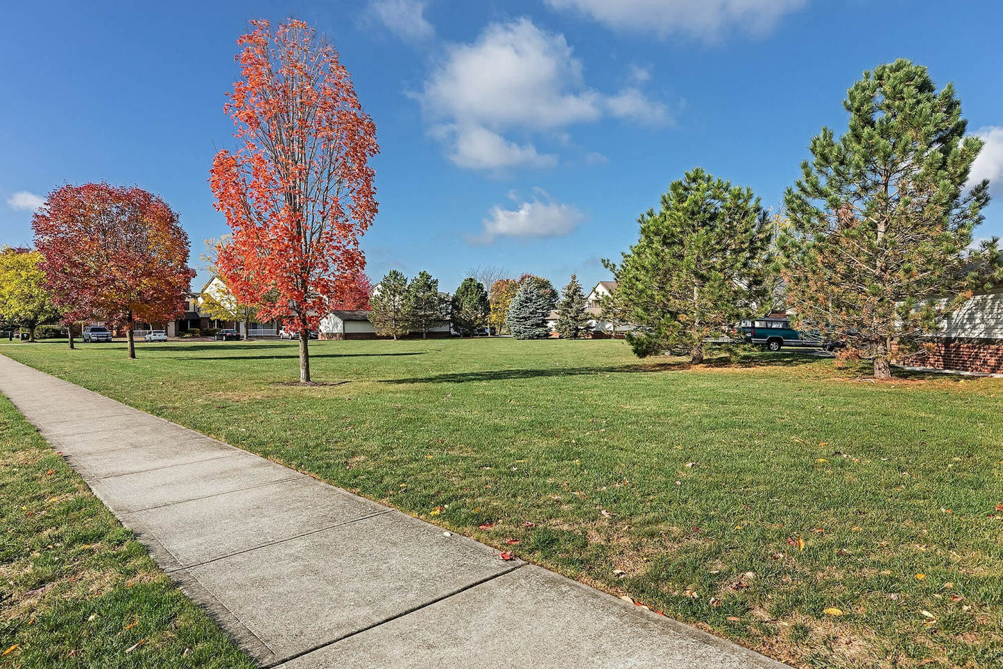 Gateway Crossing Apartment Homes Image 3