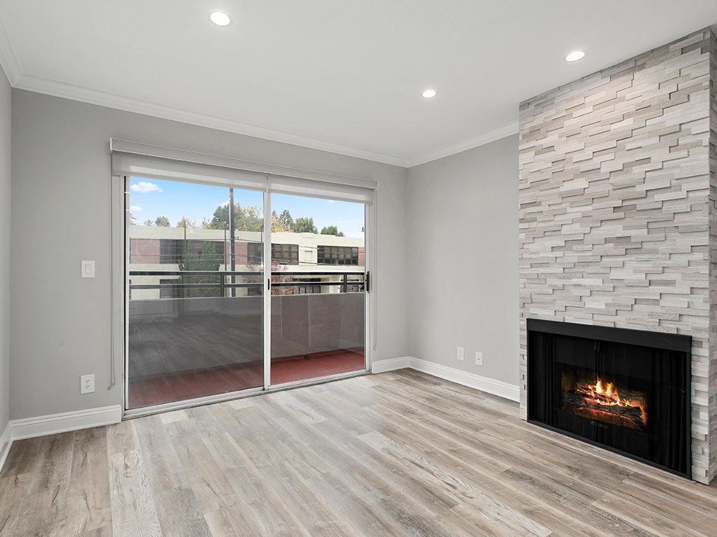 Catalina Apartments Image 13