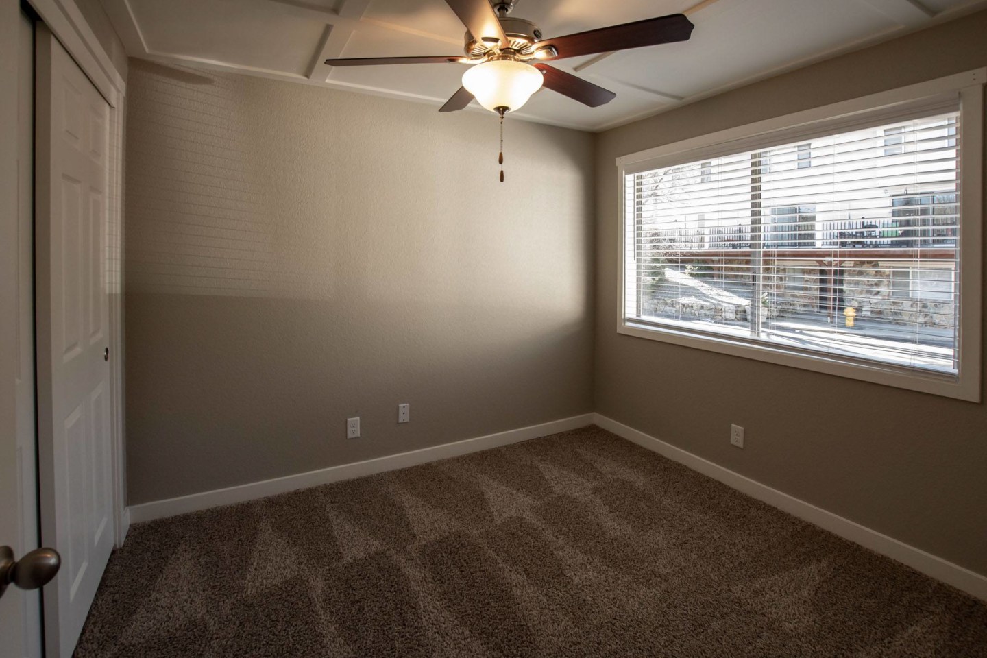 Persimmon Terrace Image 22