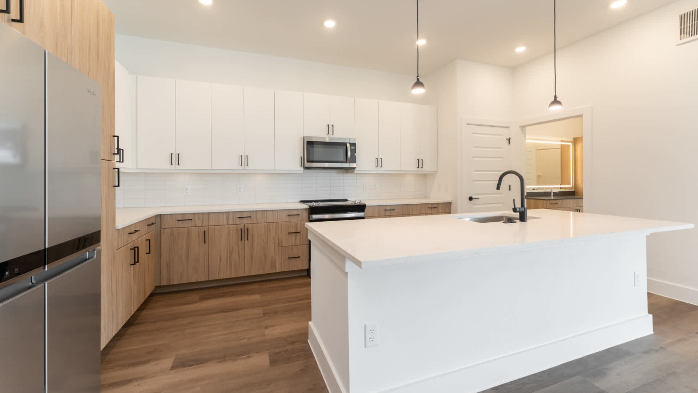 Lyle Apartments Image 13