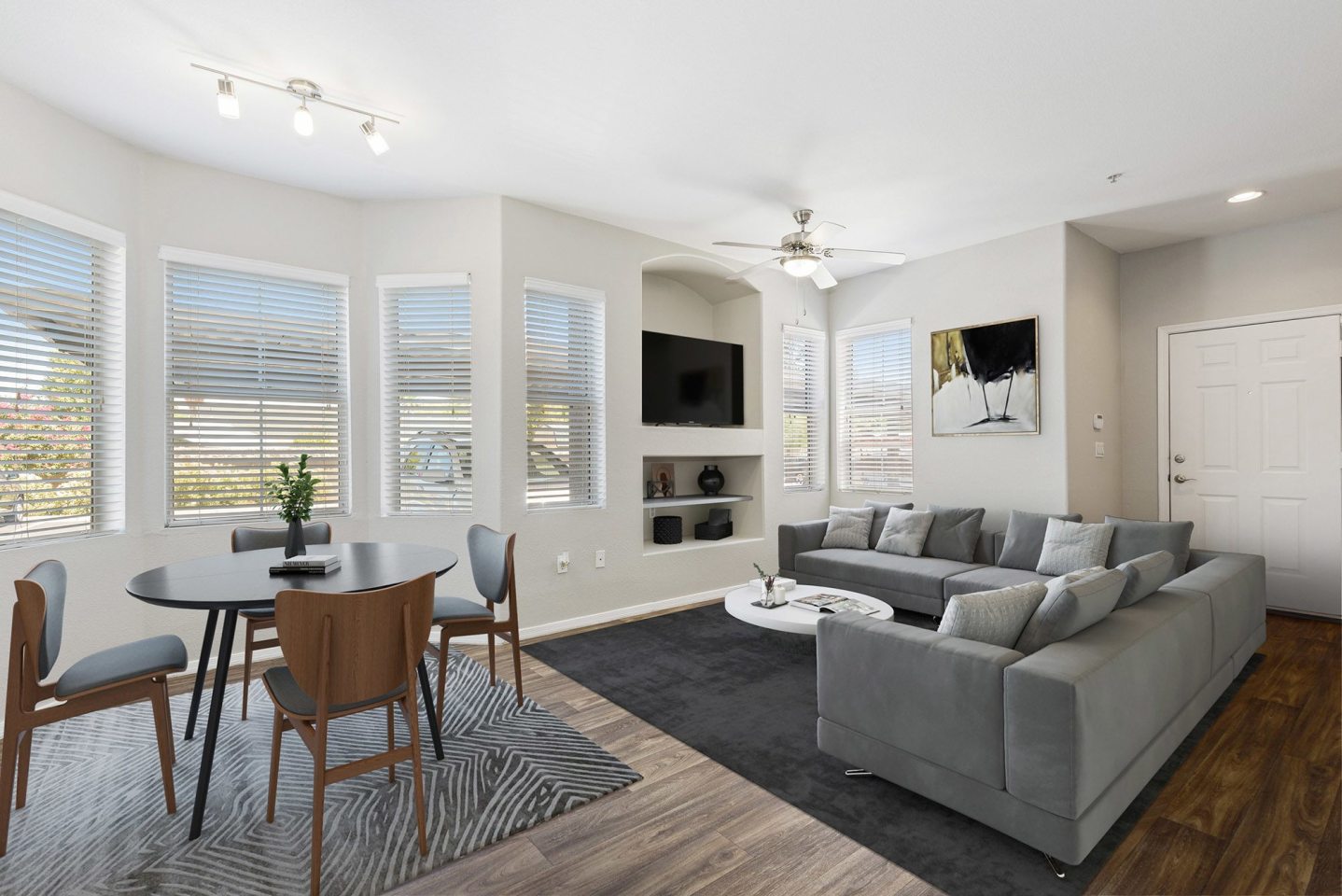 Cambria Apartments Image 3