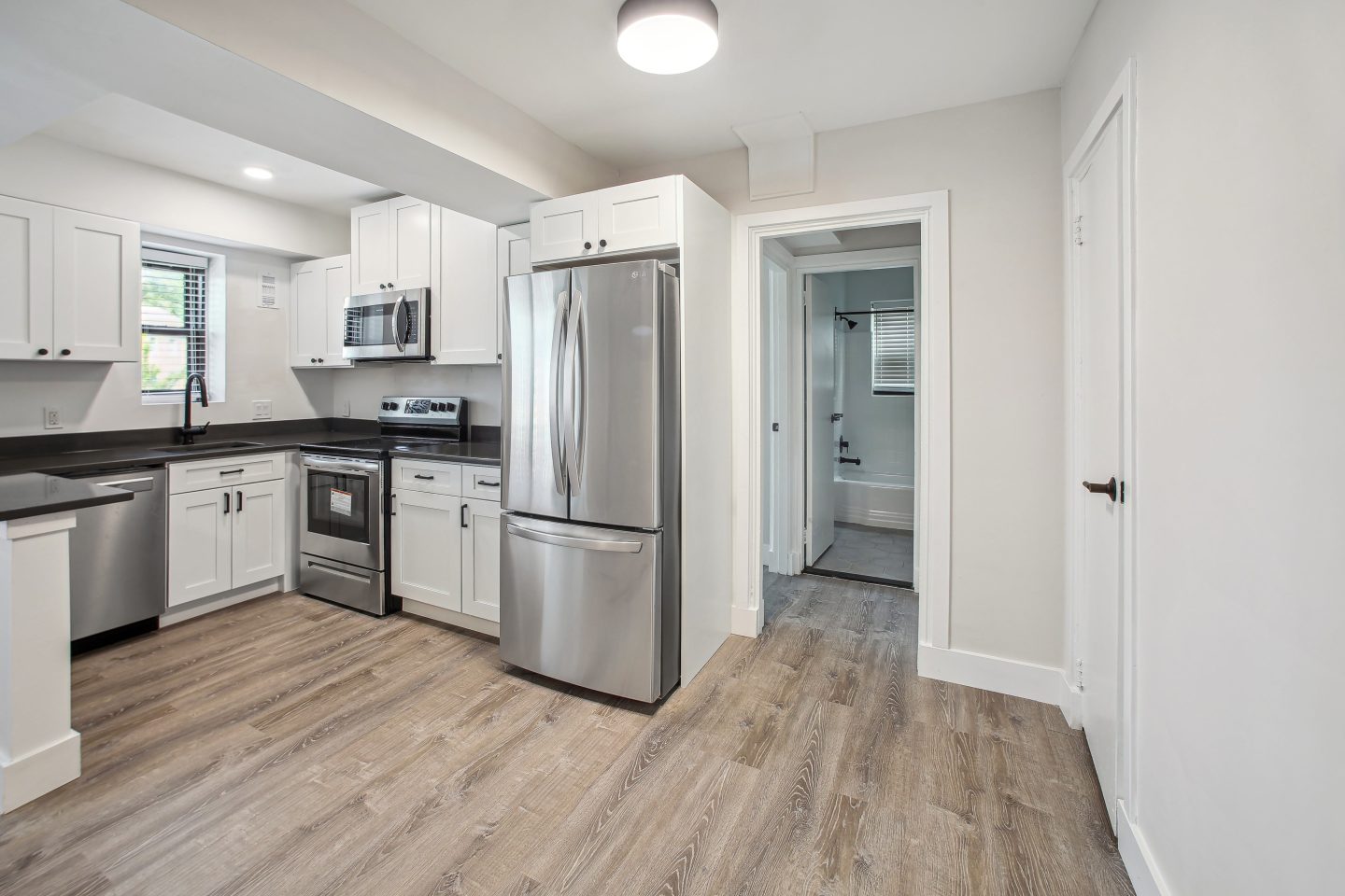 Prince George Apartments Image 16