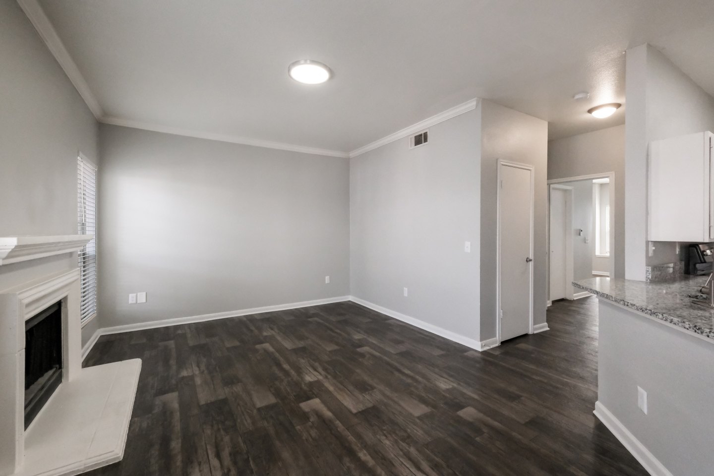 Castle Hills Townhomes Image 38