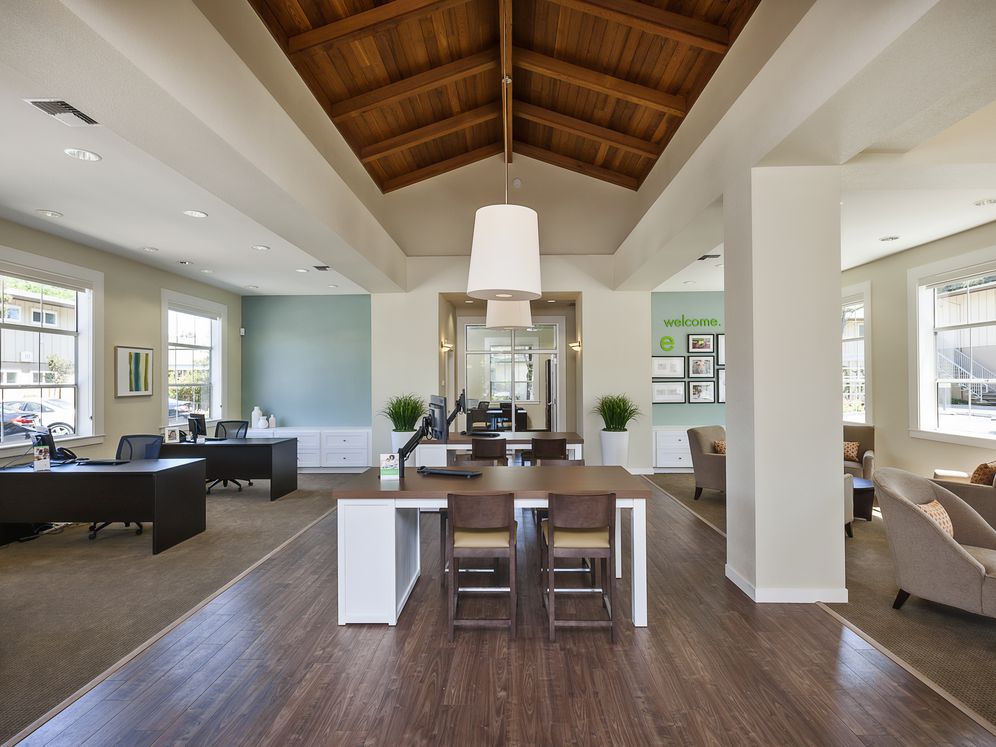 Eaves Creekside Image 19