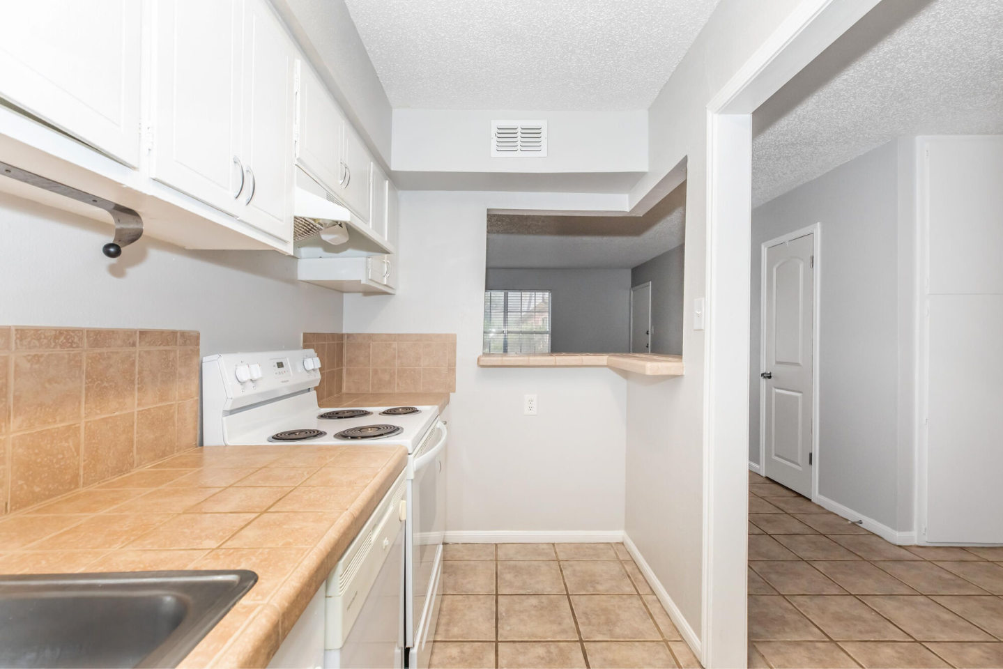 Chateau Santa Fe Apartments Image 43