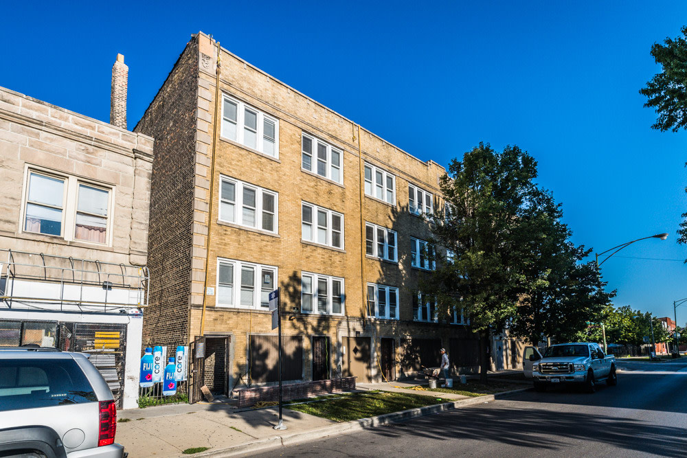 400 S Laramie Ave Image 6