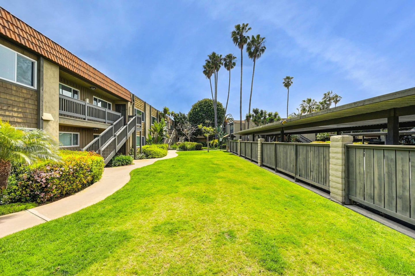 Coast Village Apartment Homes Image 5
