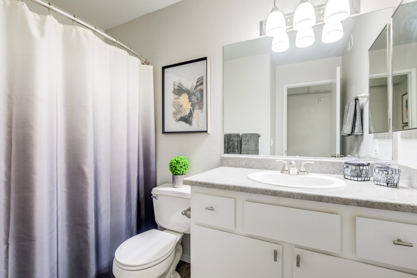 Gramercy Parc - Senior Housing Image 9