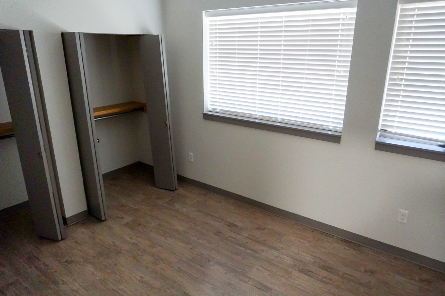 Pinnacle Lofts Image 16