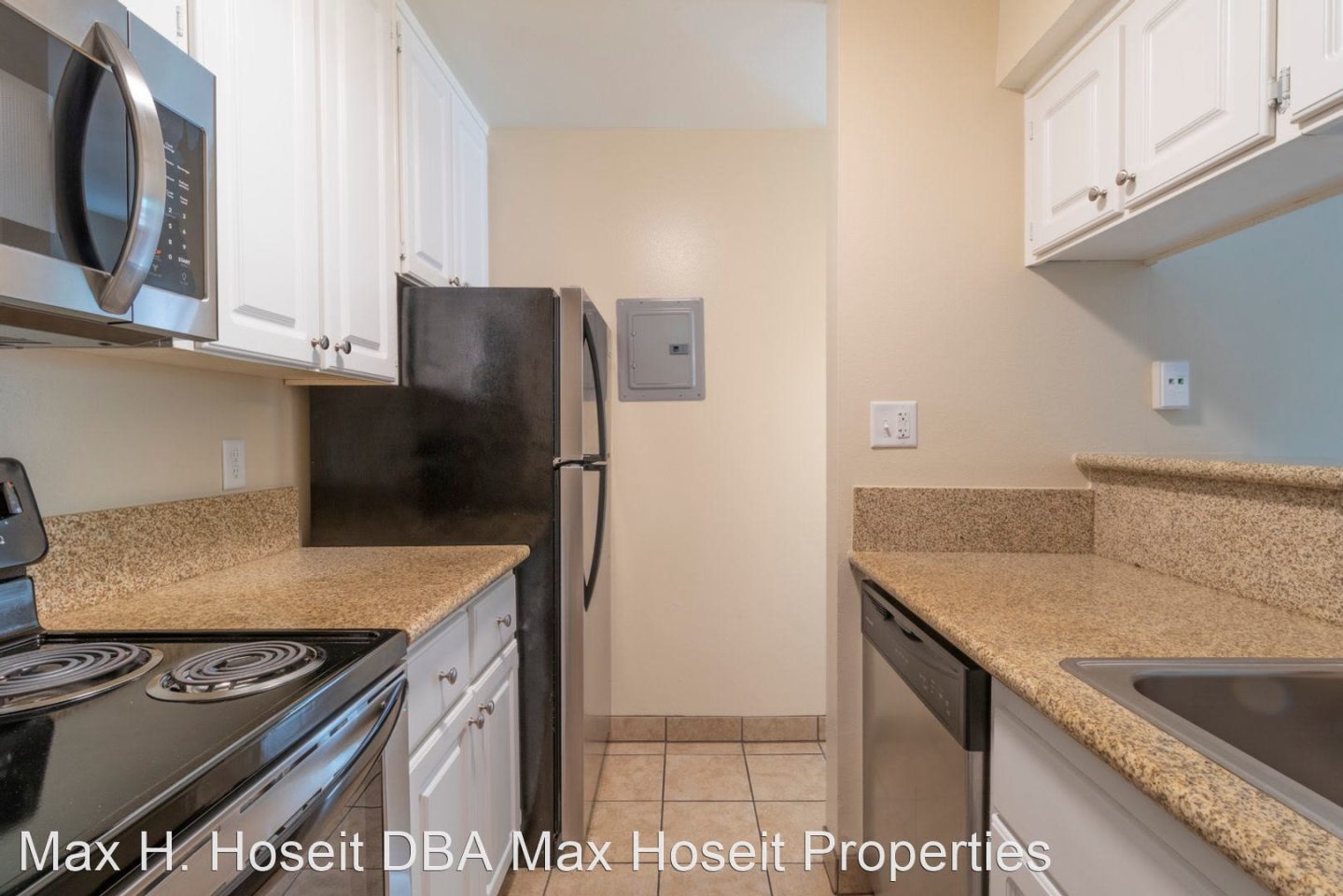 Woodburn Townhomes Image 4