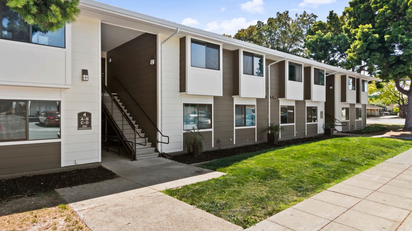 Lorien Ivy Apartments Image 2