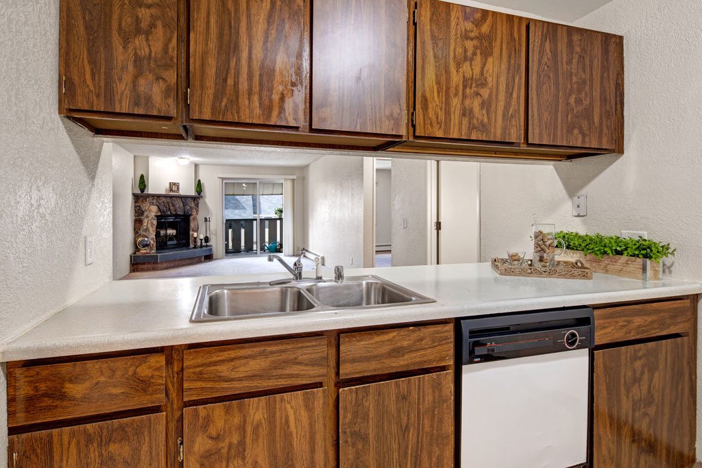 The Greenbriar Apartment Homes Image 5