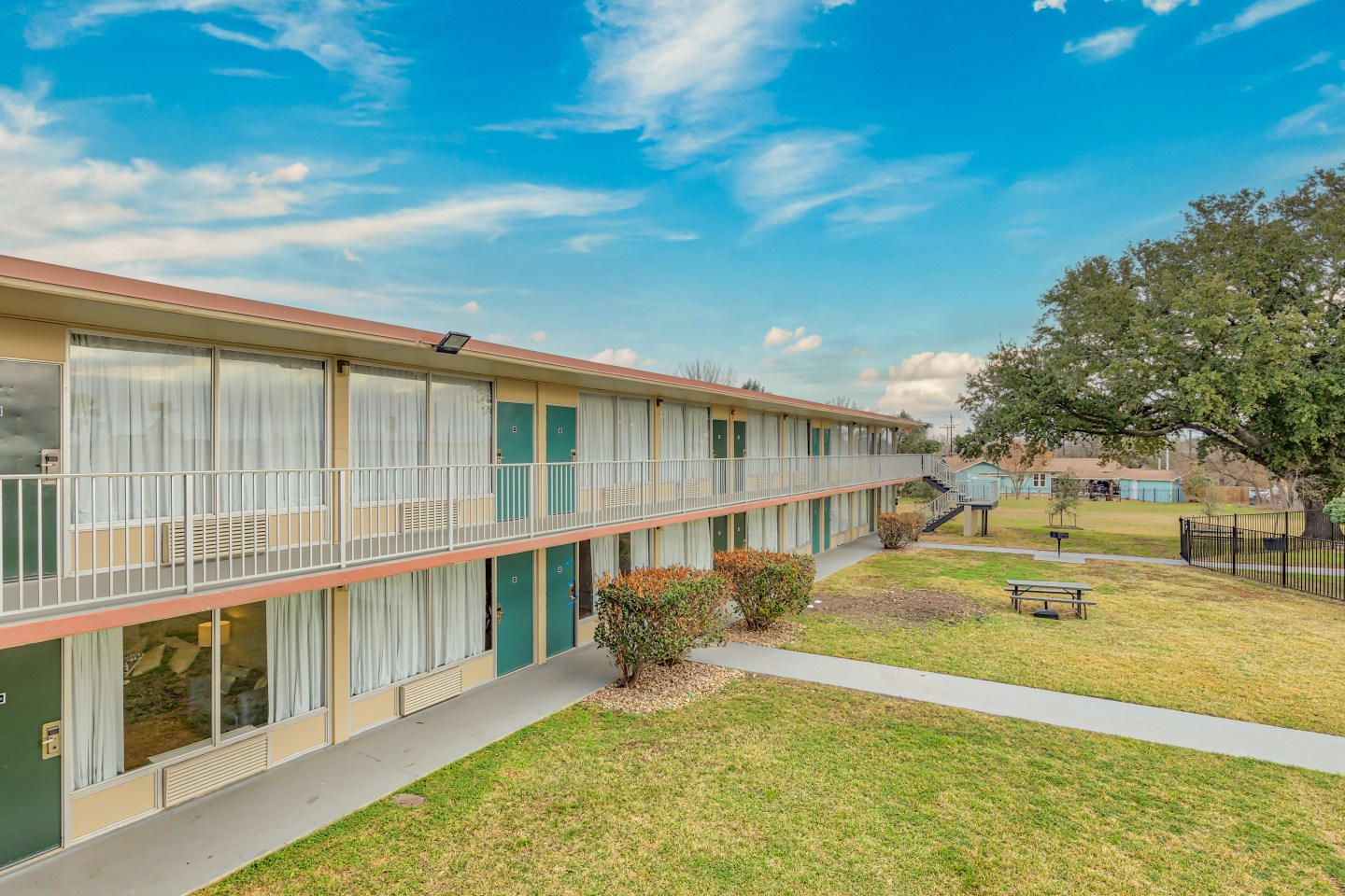 Oaks 35 Image 8