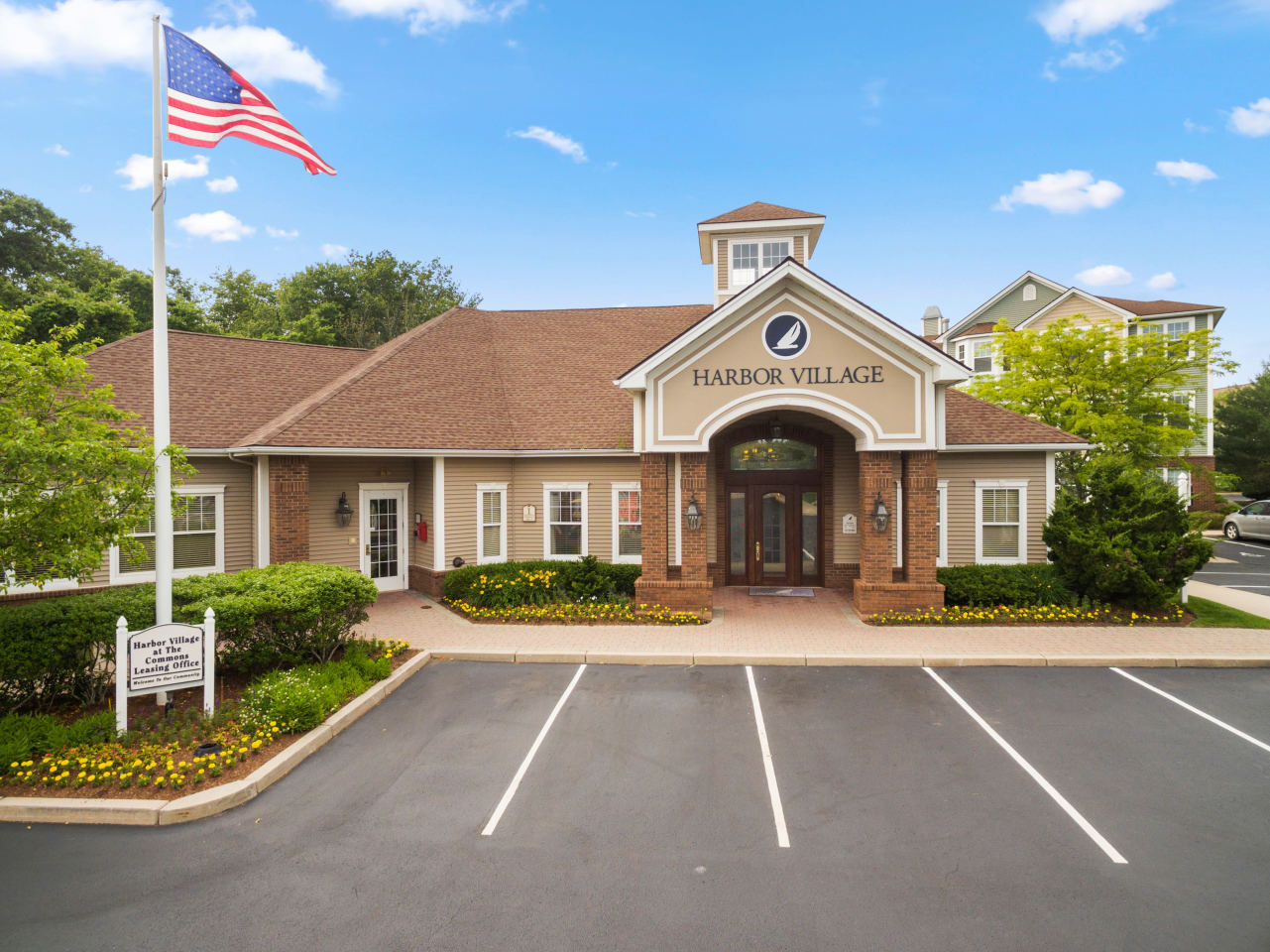 Harbor Village at the Commons Image 33