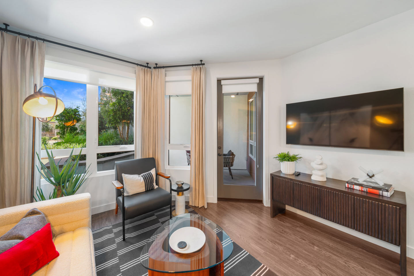 Halcyon House Image 15