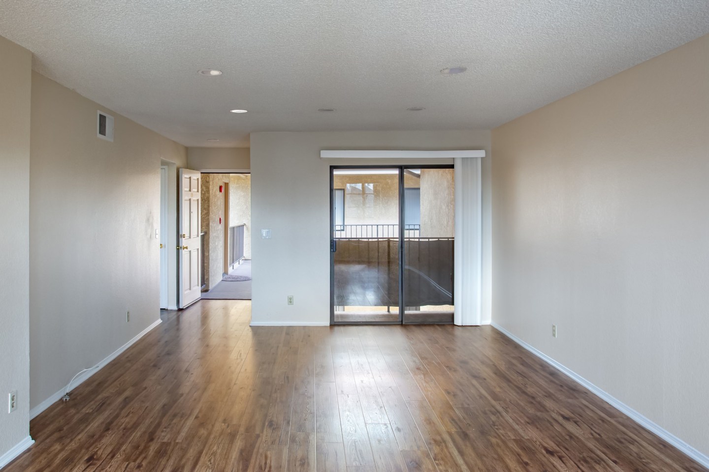 Hawthorne Manor Apartments Image 23