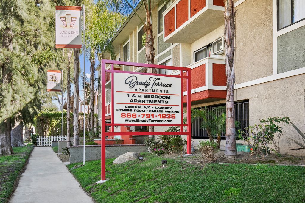 Brody Terrace Image 53
