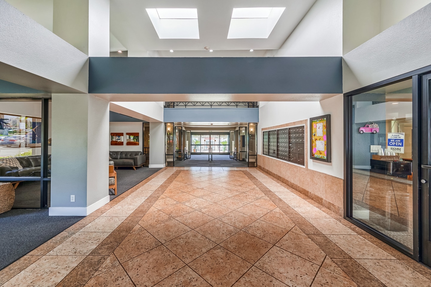 Casa Grande Senior Apartments - Senior Housing Image 8
