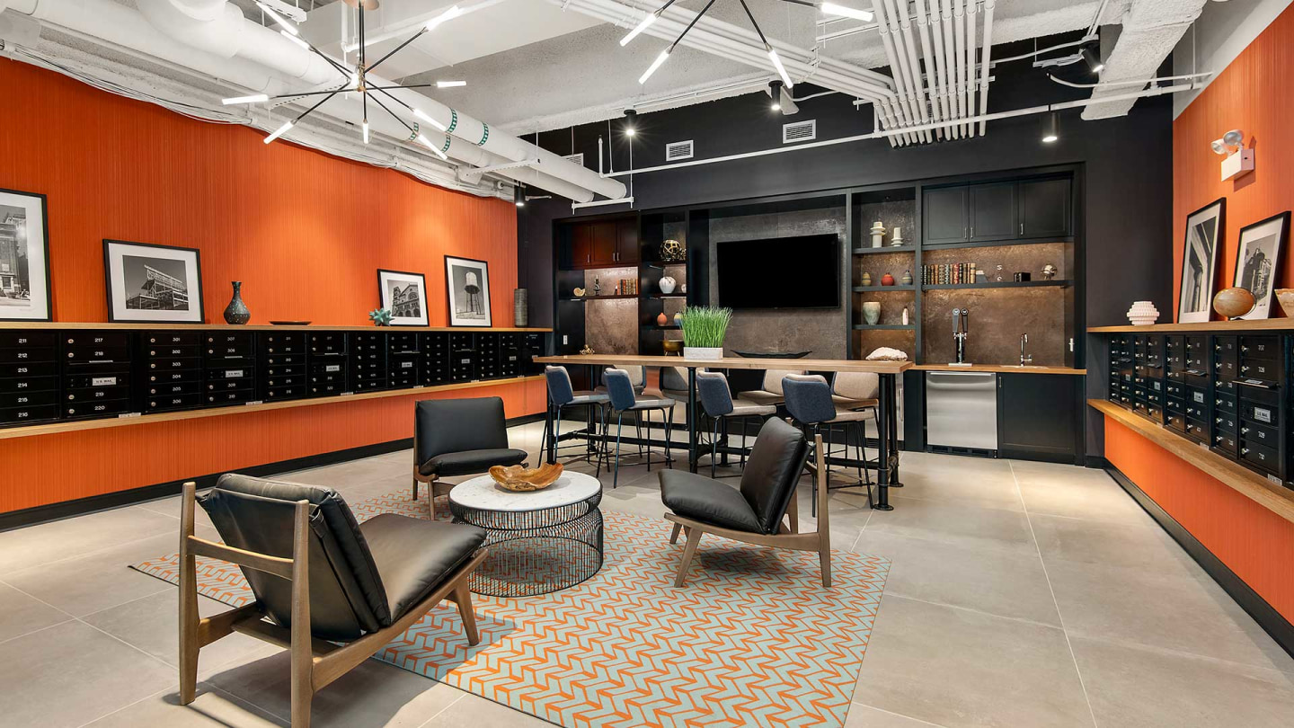 Wrigleyville Lofts Image 13
