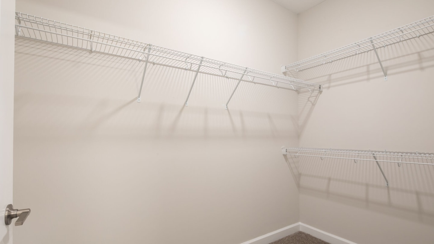 Austin Woods Apartment Homes Image 8