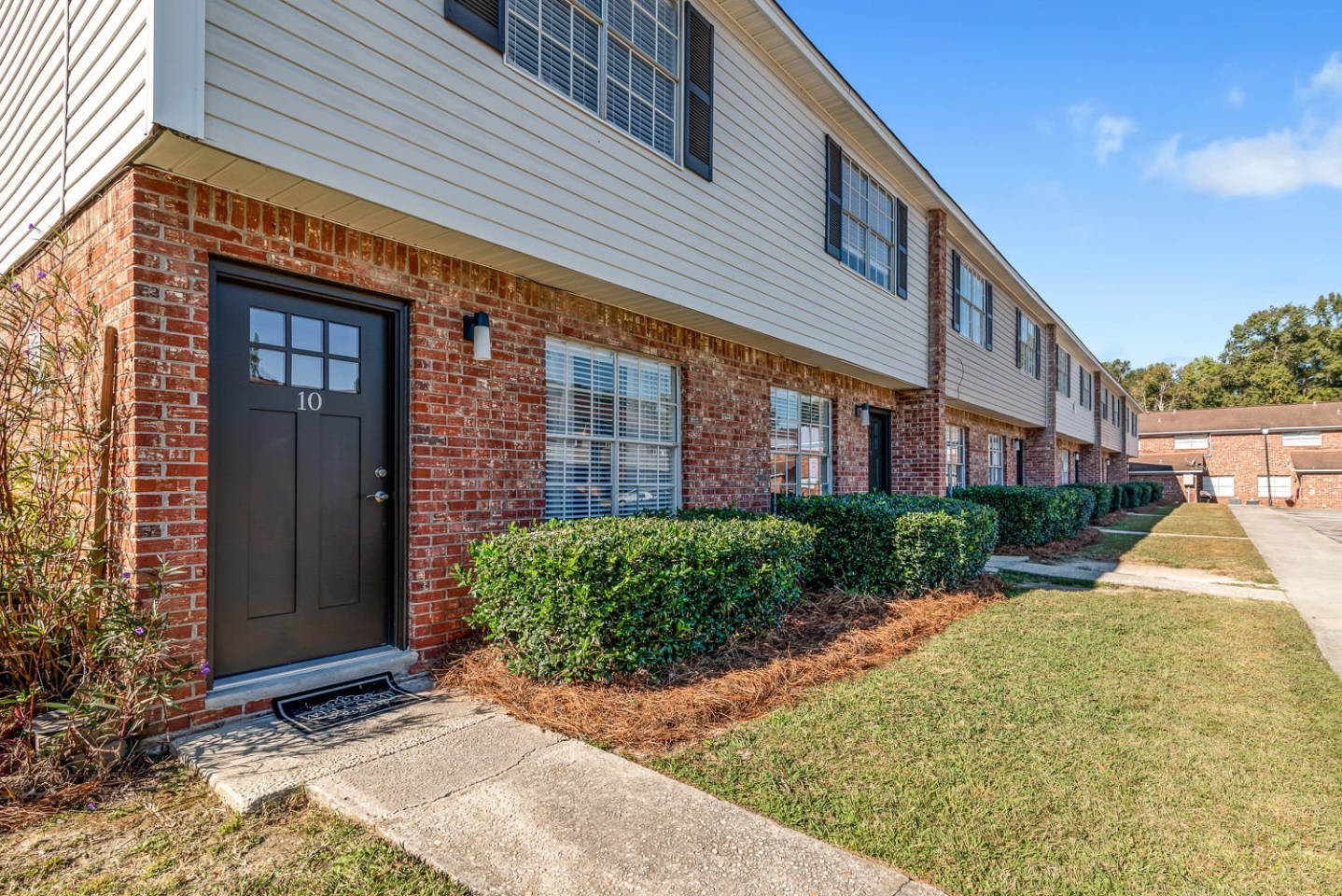Summerville Apartments Image 1