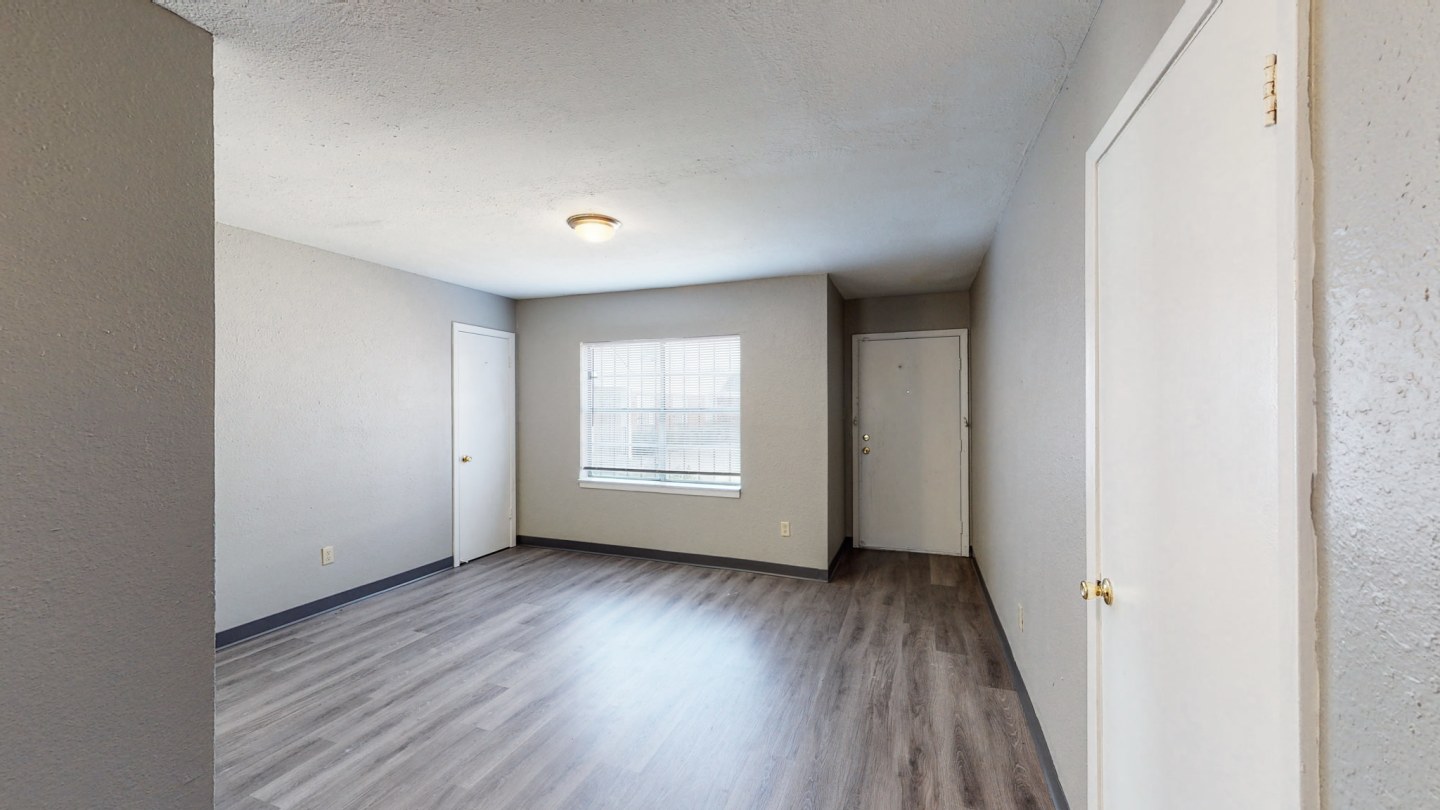 Longview Heights Apartments Image 1