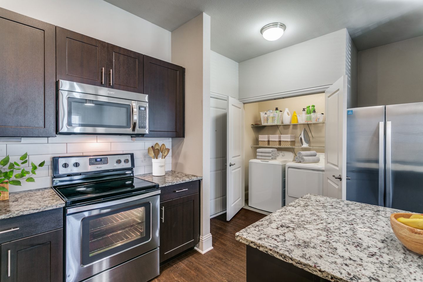 Varia at Highland Village Image 8