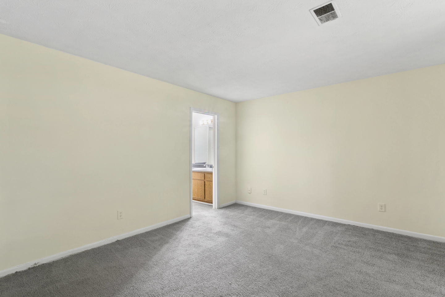 Midwood Gardens Apartments Image 28