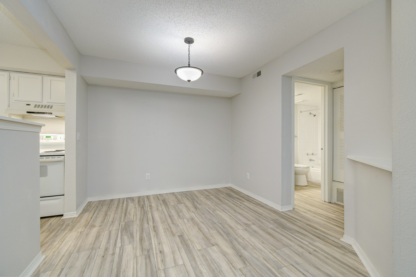 Dylan Apartments Image 48