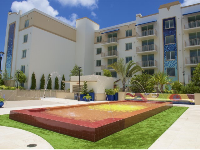 Miami Bay Waterfront Midtown Residences Image 4