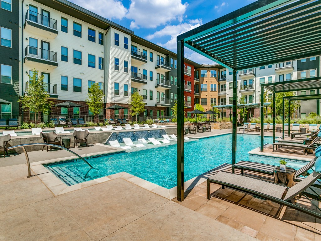 Sagemont Luxury Living Image 79