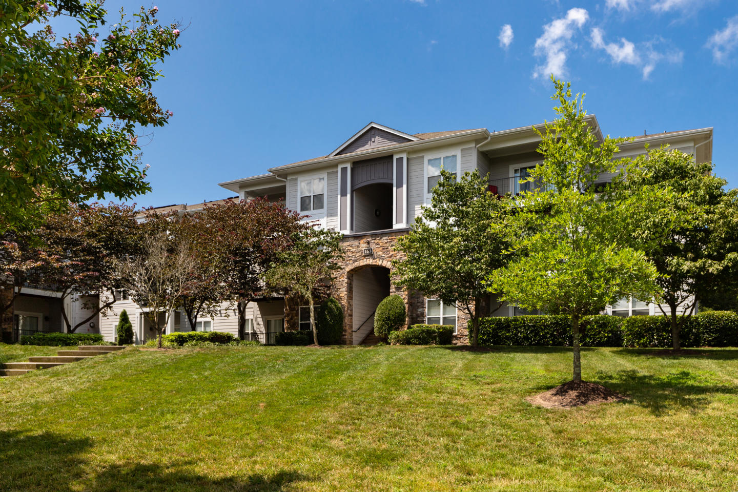 Avana Lake Norman Image 38