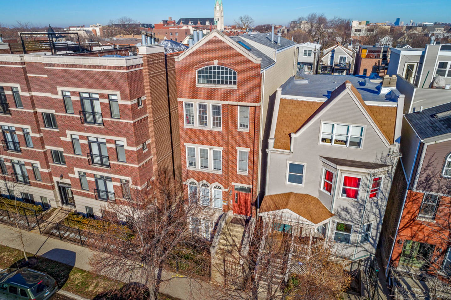 1326 W Diversey Image 4