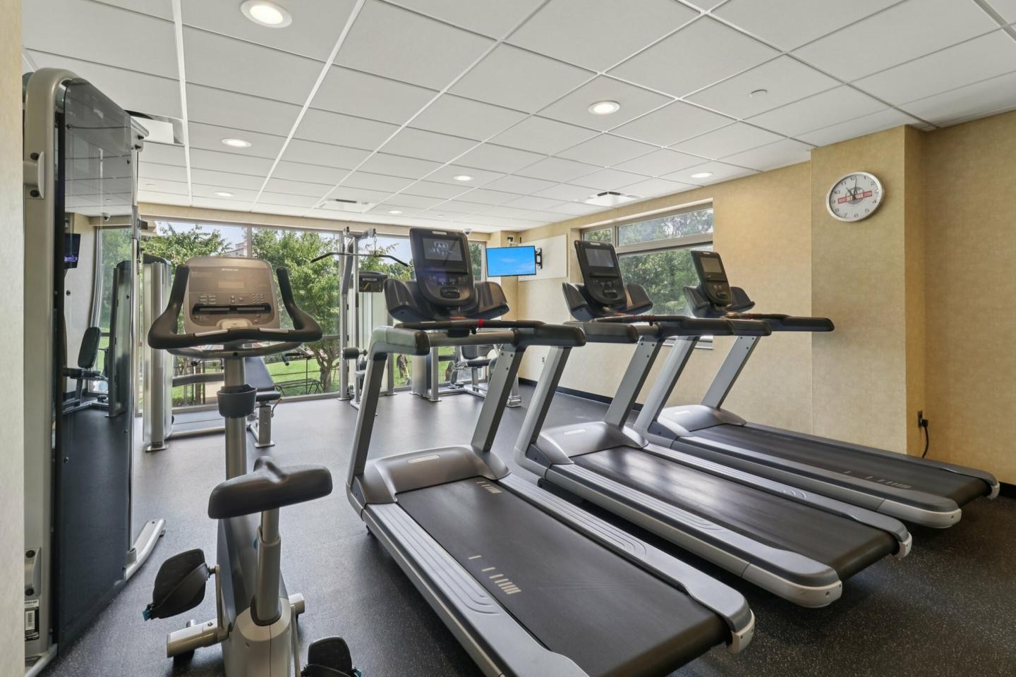 Wildwood Towers Image 10