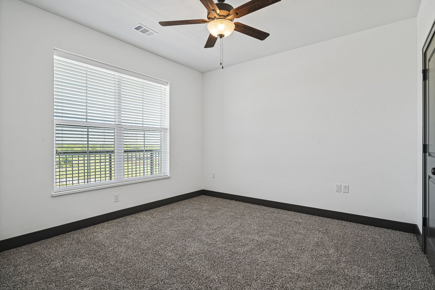 The Diamond at Creekside Image 14