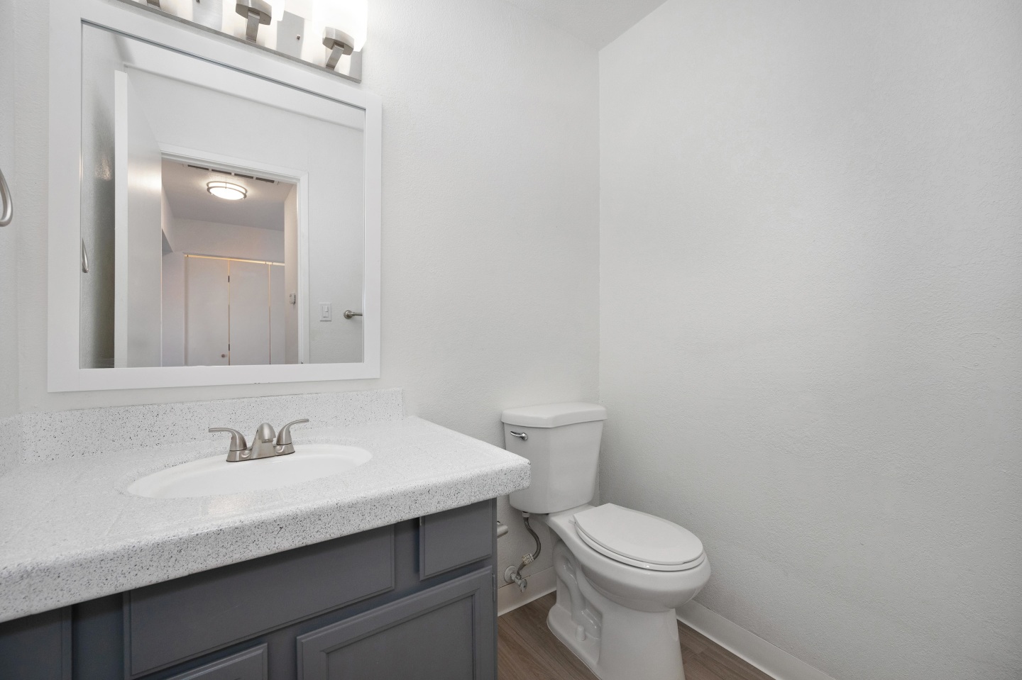 Townhomes at 201 Image 26