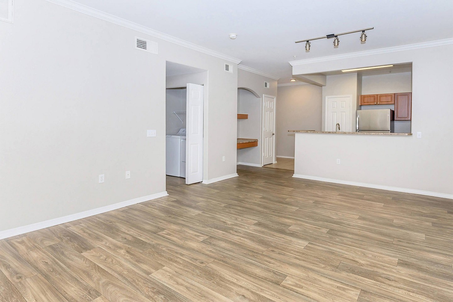Creekside At Palmer Park Apartments Image 21