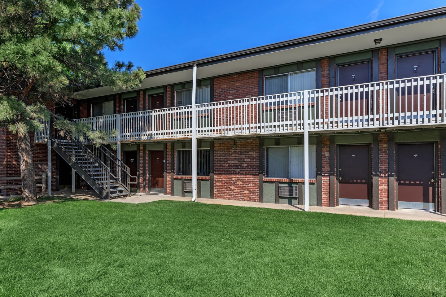 Green Mountain Apartments Image 17