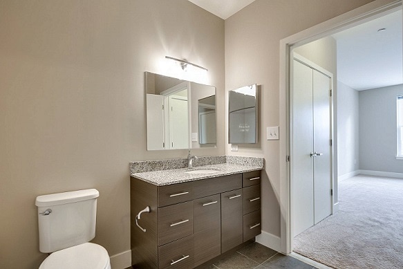 ICON Residences at the Rotunda Image 16