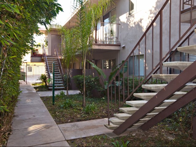 Elan Pacific Palms Image 2