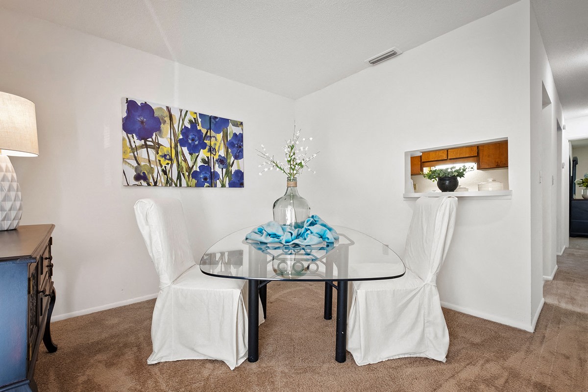 Woodlake Park Apartments Image 28
