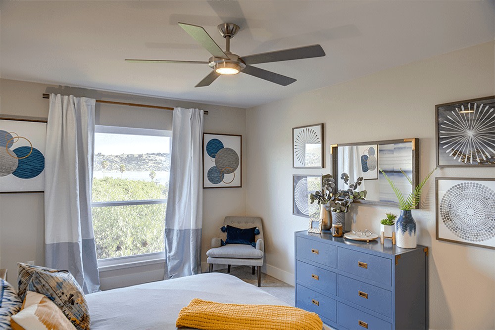 Harbor Point Waterfront Apartments Image 10
