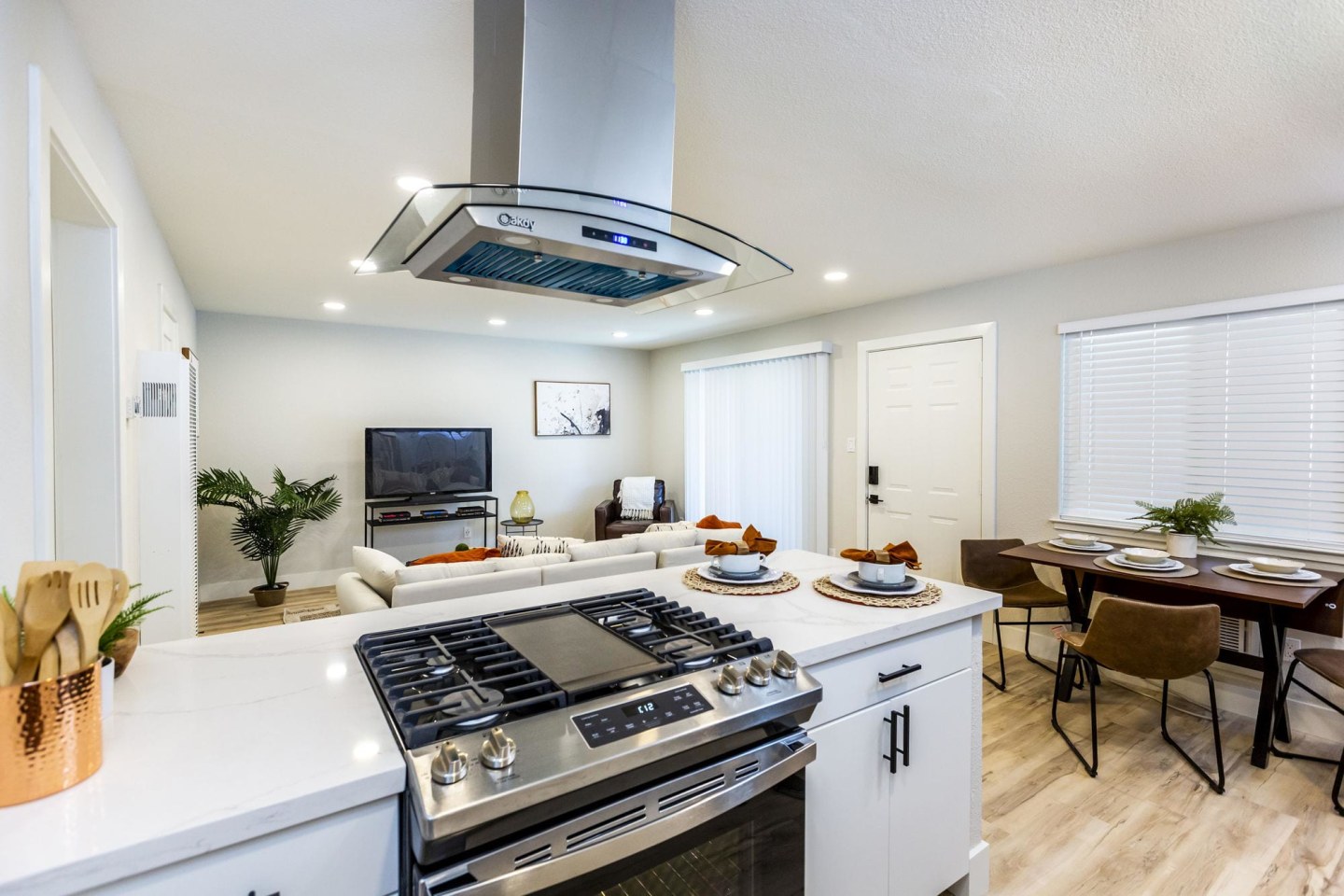 Meadowbrook Apartments Image 4