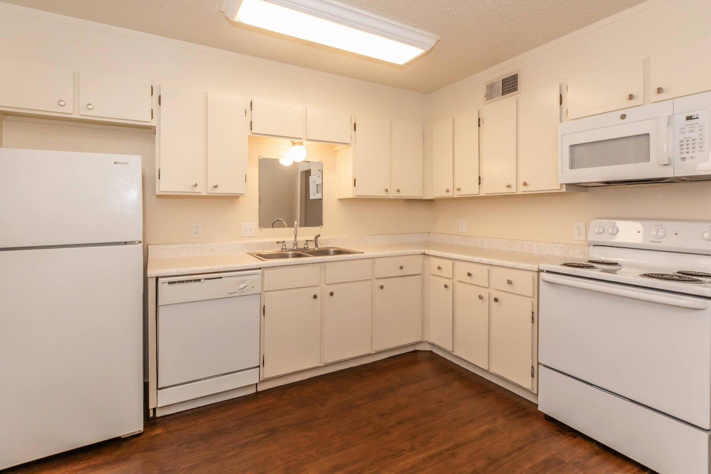 Parkside Apartments Image 46