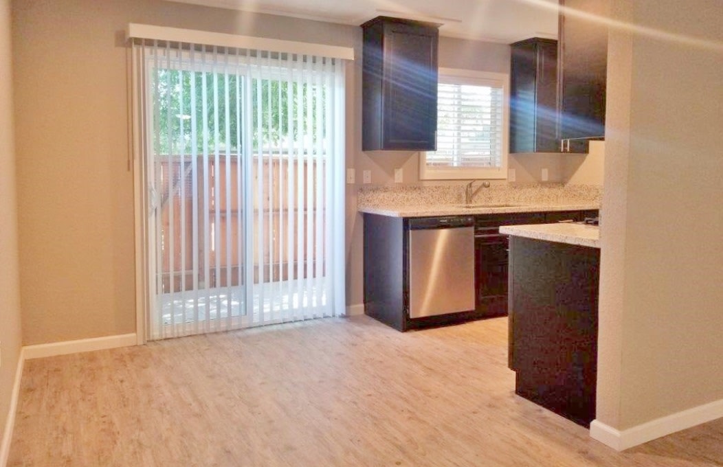 Fairway Estates Apartments Image 3